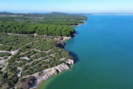 Vransko jezero - poljoprivredno zemljište s pogledom, 3768 m2