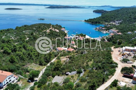 Dugi otok, Zaglav - građevinsko zemljište s otvorenim pogledom na more, 910 m2