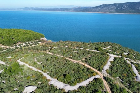 Vransko jezero - poljoprivredno zemljište s pogledom, 3768 m2