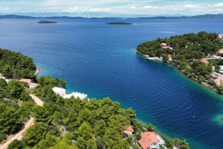 Dugi otok, Sali – građevinsko zemljište s pogledom na more, 1269 m2