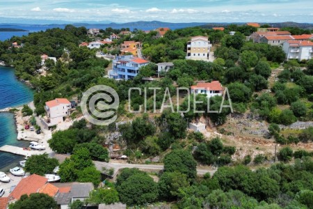 Dugi otok, Sali – građevinsko zemljište s pogledom na more, 608 m2