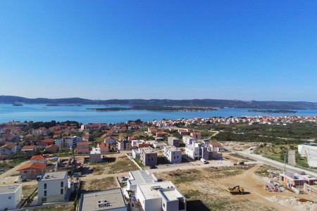 Sv. Filip i Jakov - građevinsko zemljište s pogledom na more, 918 m2