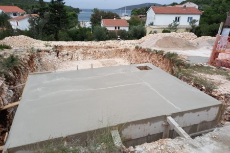 Otok Molat - građevinsko zemljište s građevinskom dozvolom, 474 m2