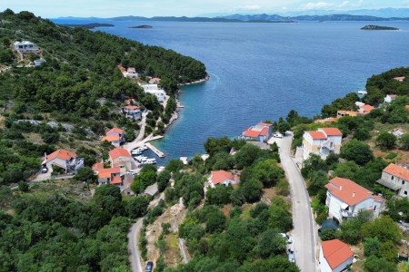 Dugi otok, Sali – građevinsko zemljište s pogledom na more, 1269 m2