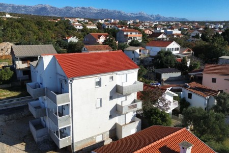 Maslenica – namješteni renovirani apartman pogledom na more