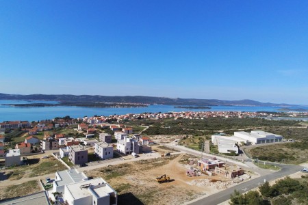 Sv. Filip i Jakov - građevinsko zemljište s pogledom na more, 918 m2